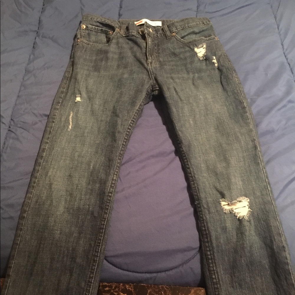 Distressed Levi Jeans